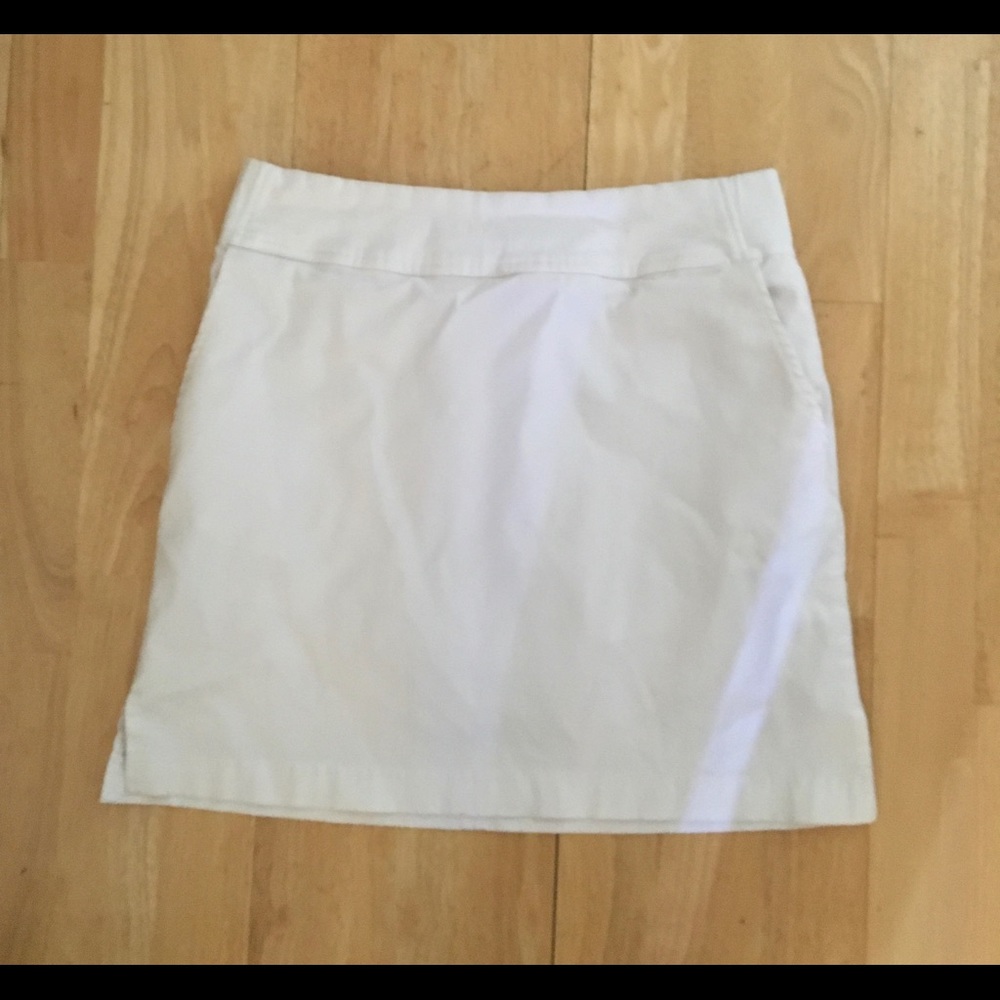 🖤#3 White athletic skort